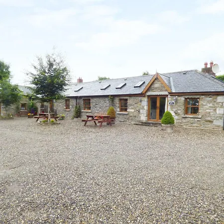 Daffodill Tinahealy Holiday home